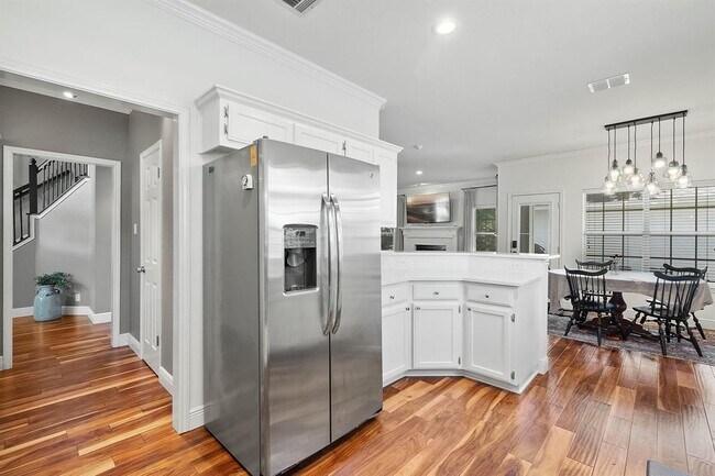 Building Photo - 7600 Kiva Dr