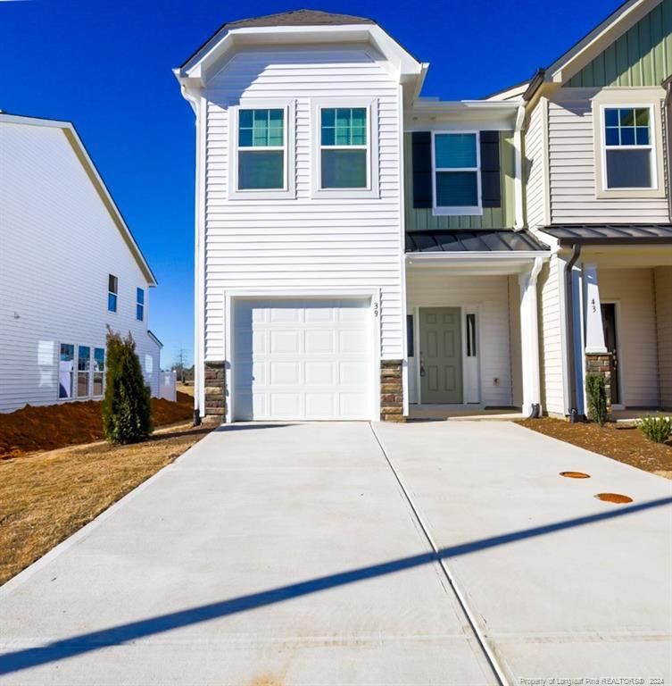 Foto principal - 39 Kingham Ln