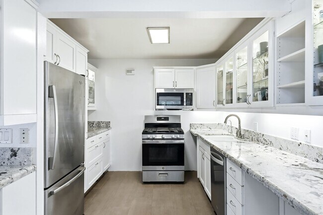 Foto del edificio - 612 Alta Vista Dr