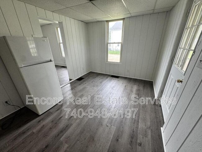 Building Photo - 518 Maple Ave