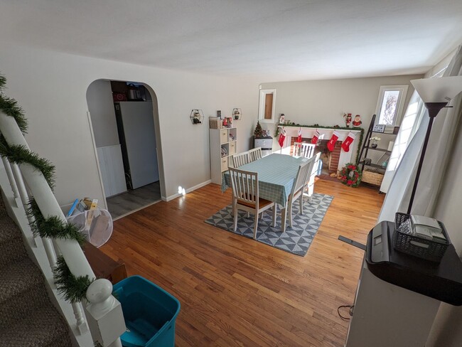 Building Photo - House for Rent - Sixteen Acres