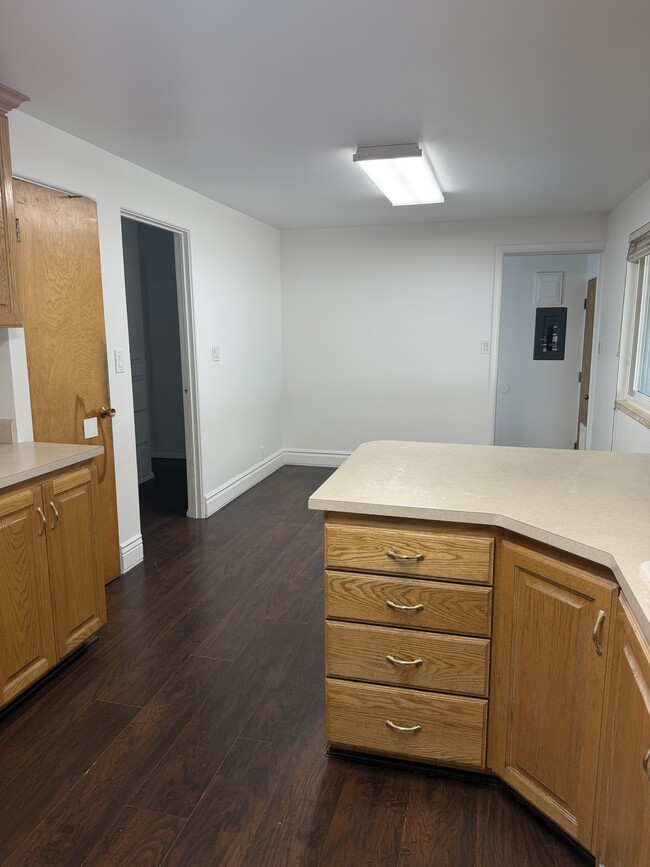 Kitchen to Dining Area - 1134 Cherry Ln