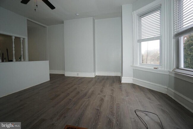 Building Photo - 5036 Locust St