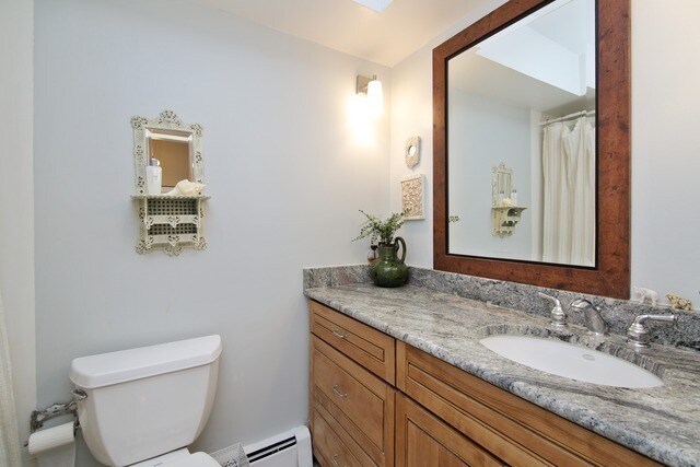 Bath - 400 Green Bay Rd
