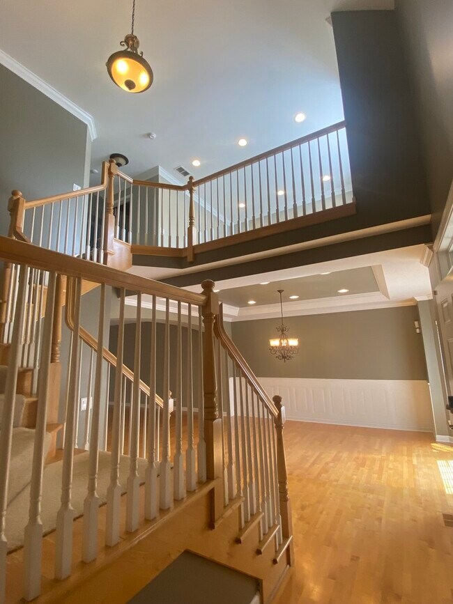Foto del edificio - 15 Oak Creek Ct