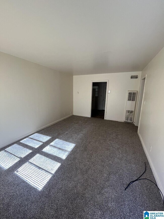 Building Photo - 7720 2nd Ct N