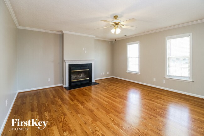 Building Photo - 1823 Camden Forest Dr