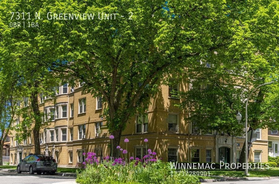 Primary Photo - 7311 N Greenview Ave