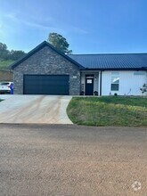 Building Photo - 154 Lakeshore Bay Dr
