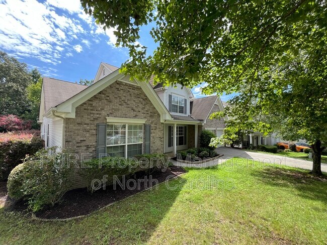 Building Photo - 2423 Godsey Wood Dr