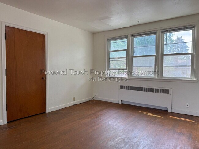 Foto del edificio - 517 12th Ave N