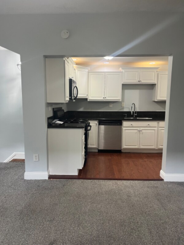 316 Stites Ave Unit 2, Cincinnati, OH 45226 Room for Rent in Cincinnati, OH