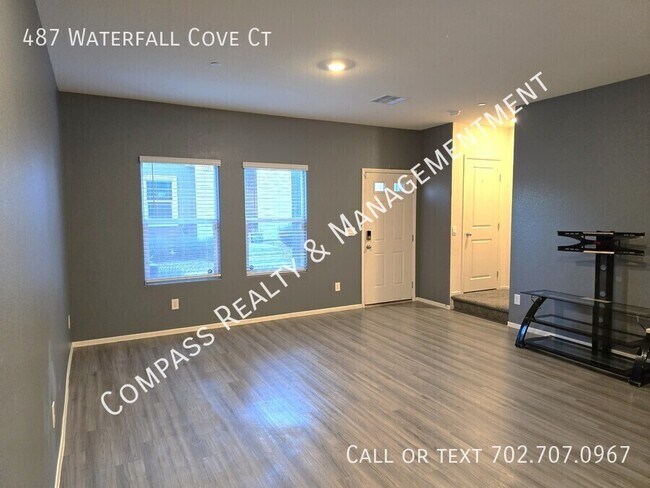 Building Photo - 487 Waterfall Cv Ct