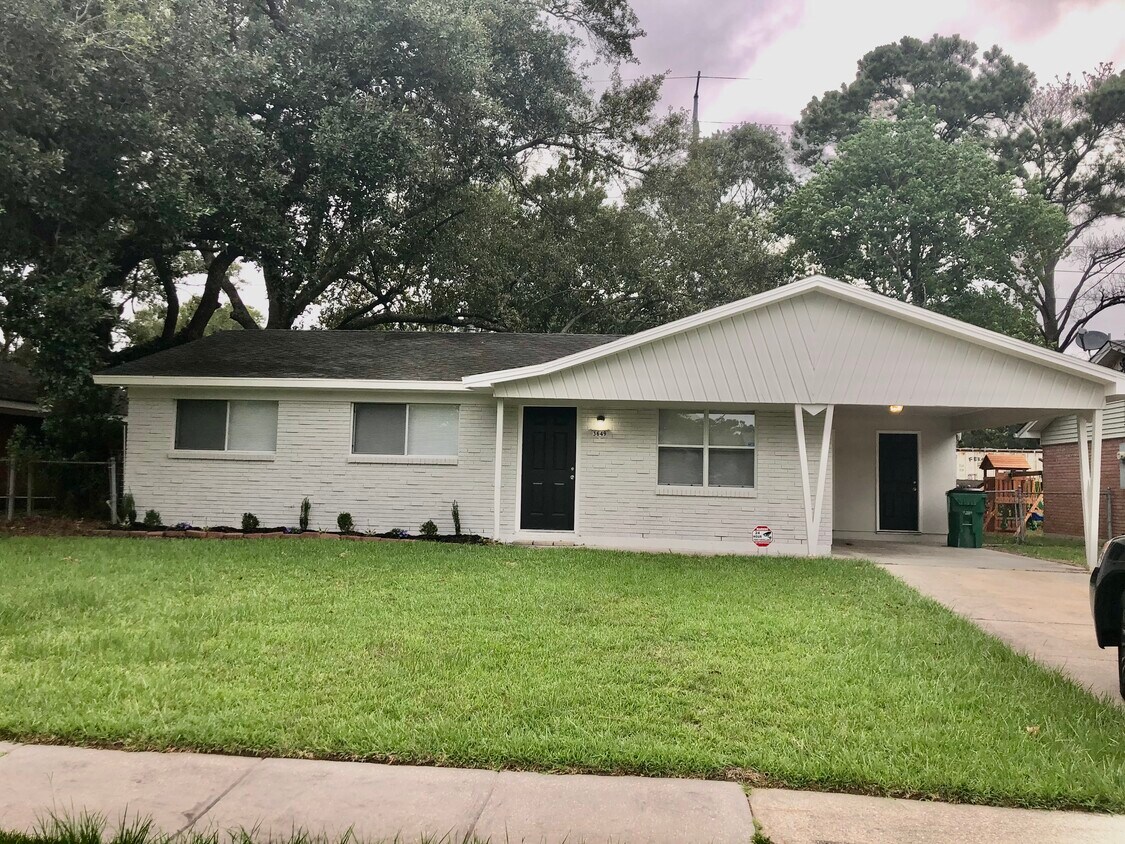 3649 Meadowdale Dr, Slidell, LA 70458 House for Rent in Slidell, LA