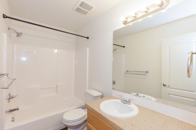 Building Photo - $2395 Winter Special