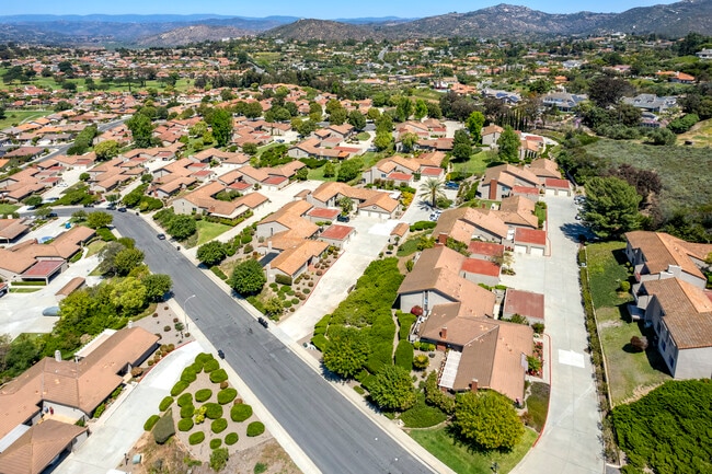 Rancho Bernardo Neighborhood Plaza Dolores Residential Area