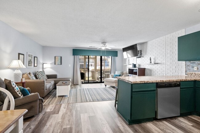Building Photo - Fully Furnished W/ All Utilities Included!...