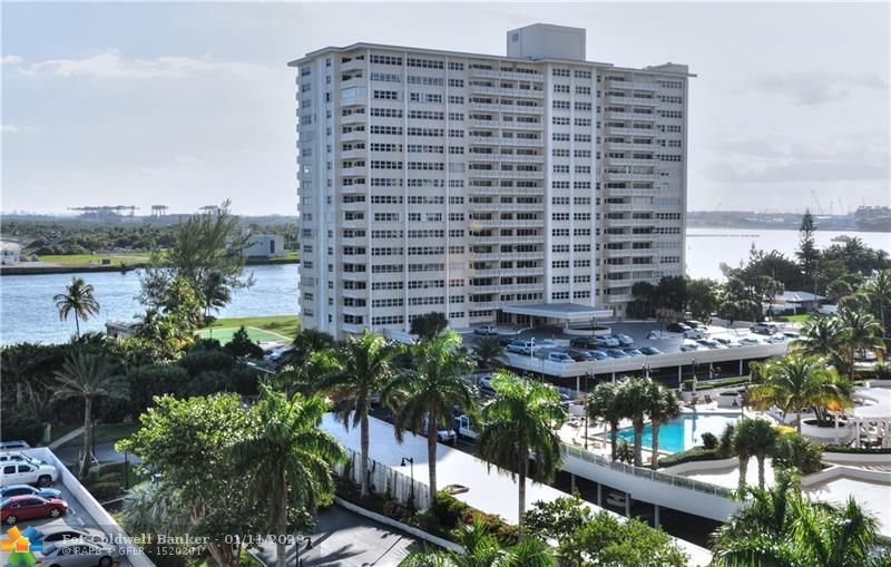Foto principal - 2100 S Ocean Dr