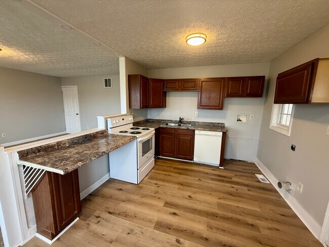 Foto del edificio - 1658 Frank Rd