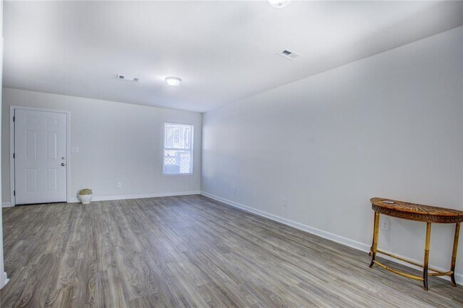 Foto del edificio - 2340 Beaver Ruin Rd