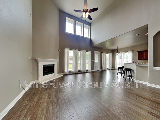 Foto del edificio - 2917 Rambling Creek Ln