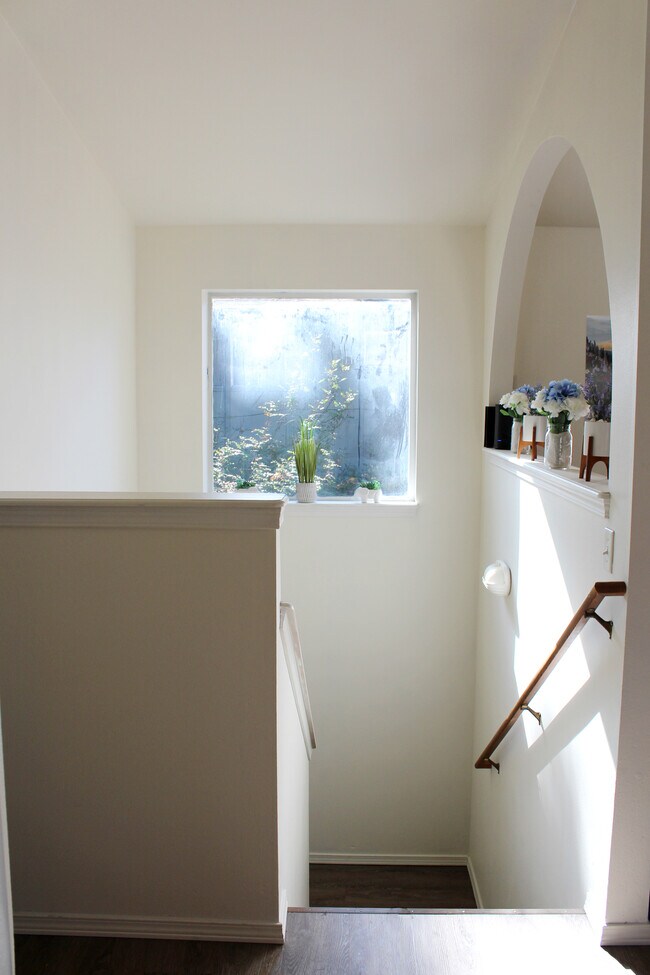 Foto del edificio - 1020 NE Alfred Ln