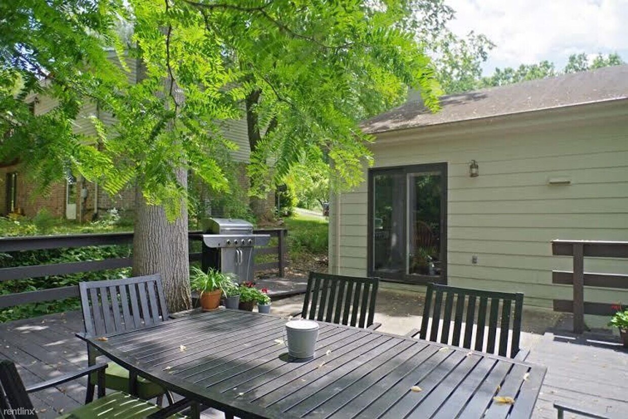 Primary Photo - 4 br, 1.5 bath House - 392 Wildwood Court