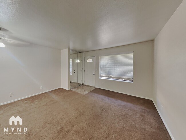 Foto del edificio - 14203 N 19th Ave