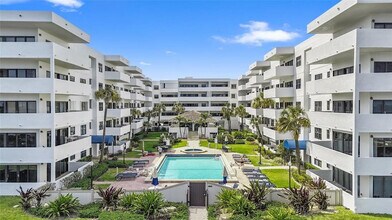 Building Photo - 330 SE 20th Ave