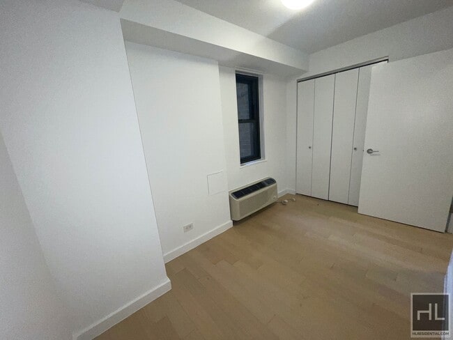 Foto del edificio - East 39th Street.  !!!NO BROKER FEE!!!