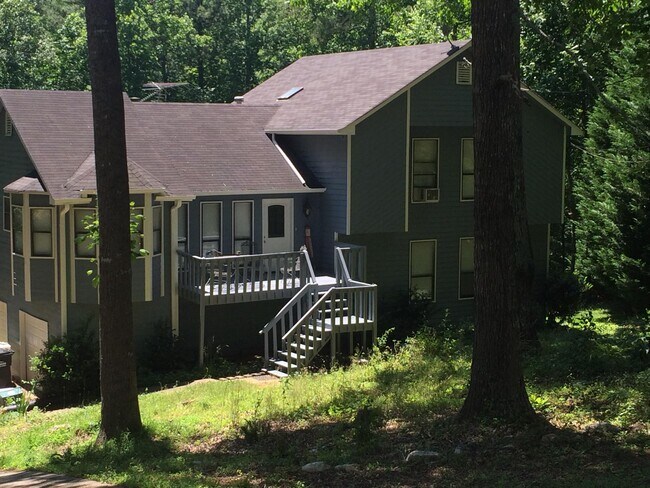 Building Photo - 810 Allatoona Crest