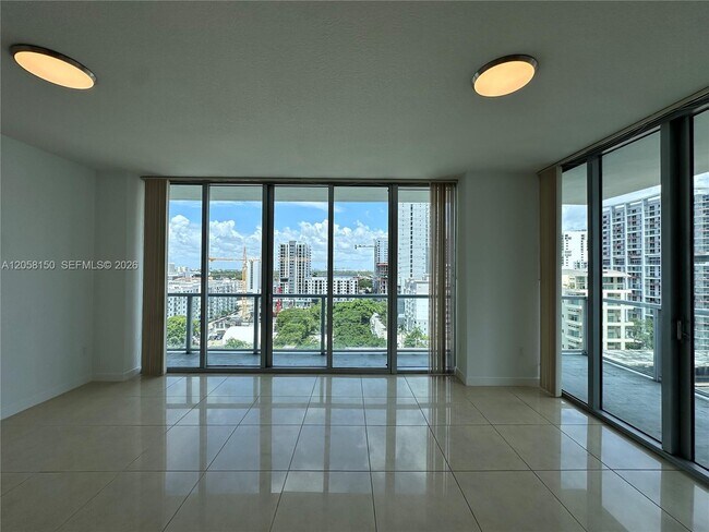 Foto del edificio - 1111 SW 1st Ave