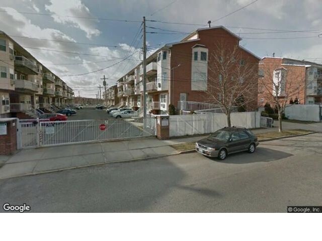 Primary Photo - 23 Cove Ln