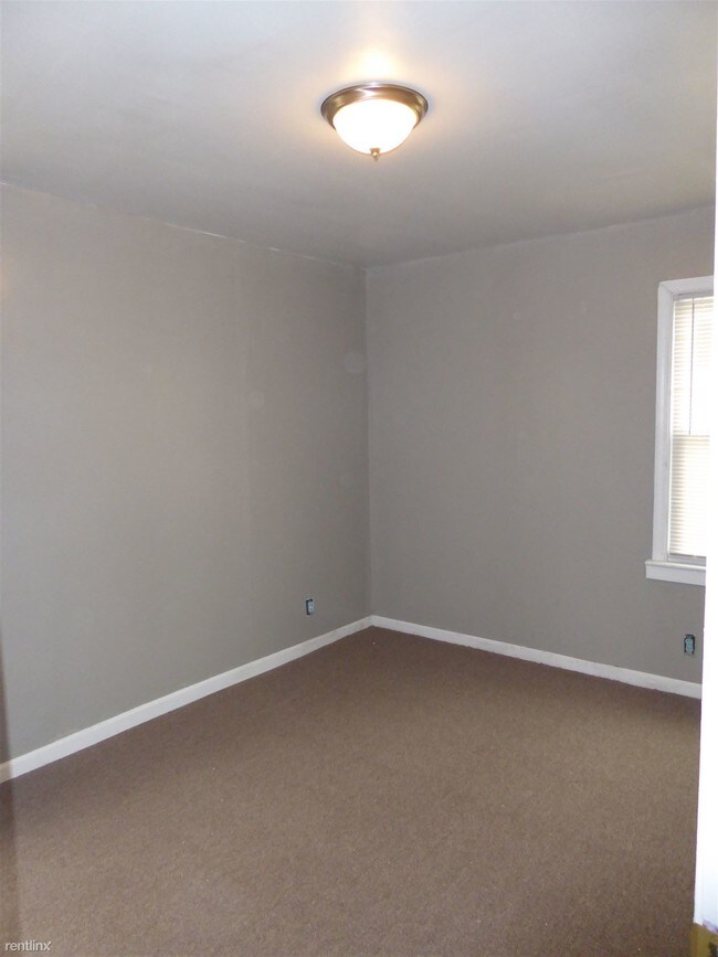 Building Photo - 5500 Oldtown St