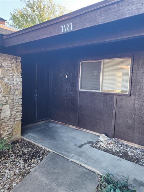 7107 Tumbleweed Dr, Austin, TX 78724 Townhome Rentals in Austin TX