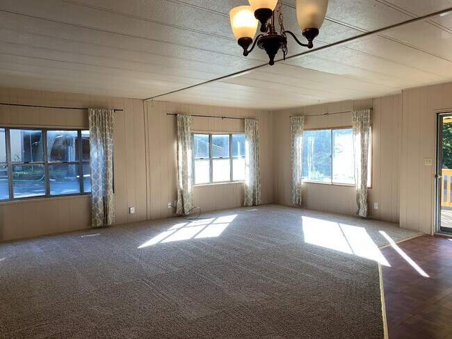 Building Photo - 15756 Castroville Blvd