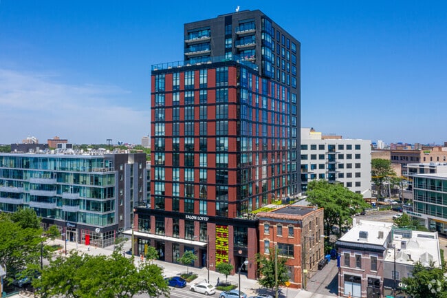Building Photo - Wicker Park Connection