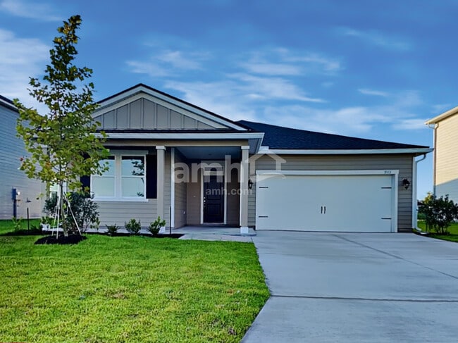 Building Photo - 933 Tan Tara Trl