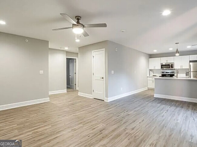 Foto del edificio - 1067 Pitts Rd