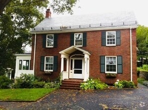 Building Photo - 29 Addison St