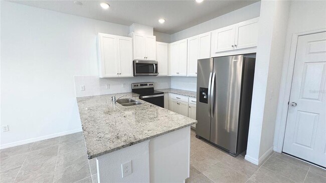 Building Photo - 2327 Garden Belle Dr