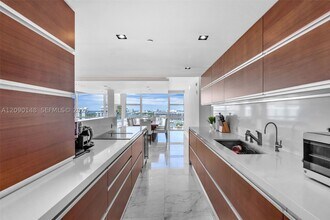 Building Photo - 6801 Collins Ave
