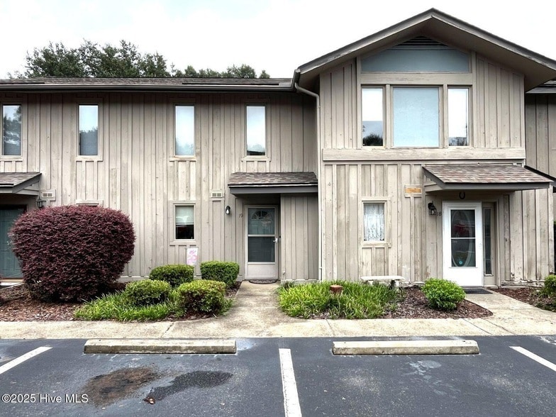 Foto principal - 940 Linden Rd