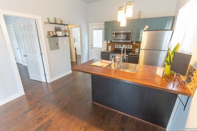 Photo - 708 Nevada St House