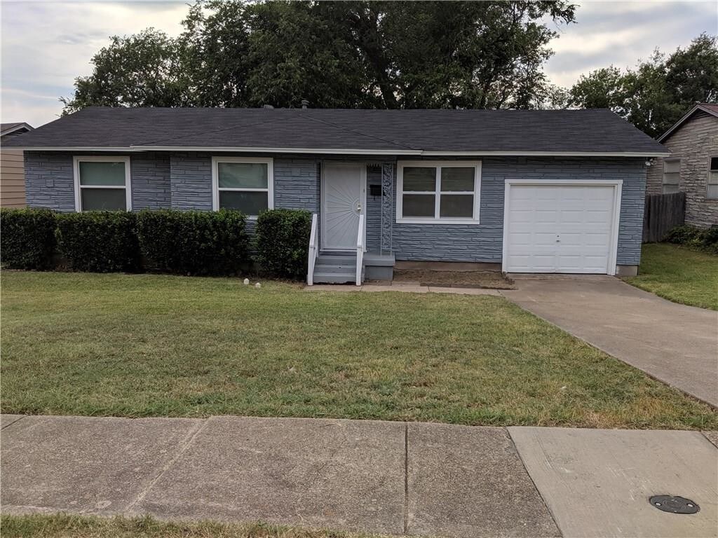 Foto principal - 12131 Schroeder Rd