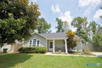 Building Photo - 252 Mountain Creek Dr