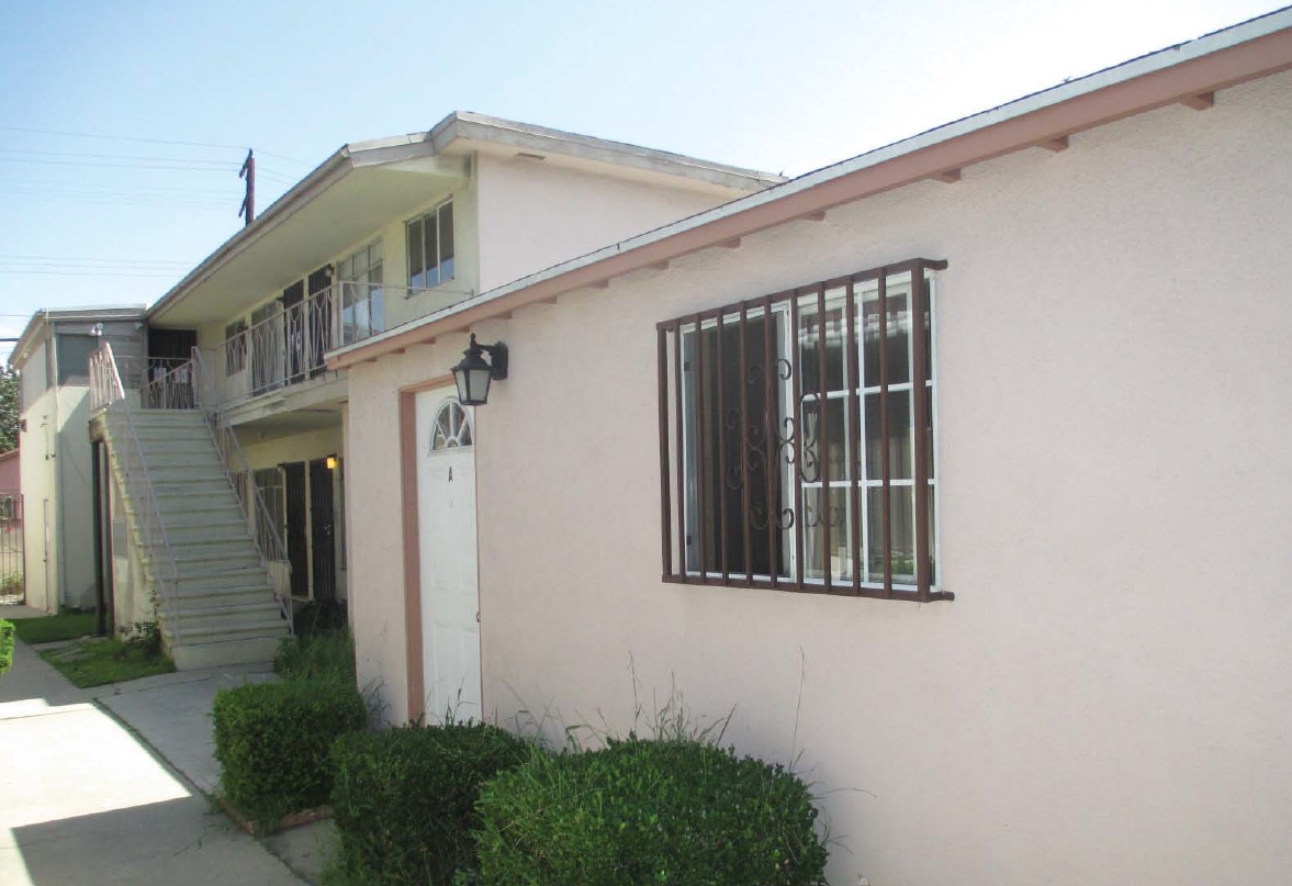 Primary Photo - 10718 Crenshaw Blvd