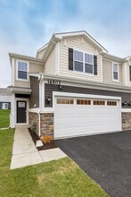 Building Photo - 16503 Golden Vly Ln