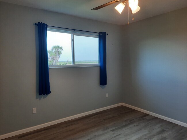 Foto del edificio - 3605 Eagle Nest Dr