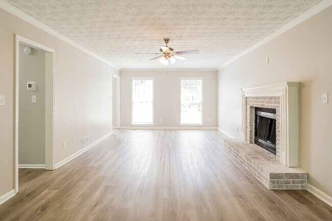 Foto del edificio - 1009 Trestle Dr